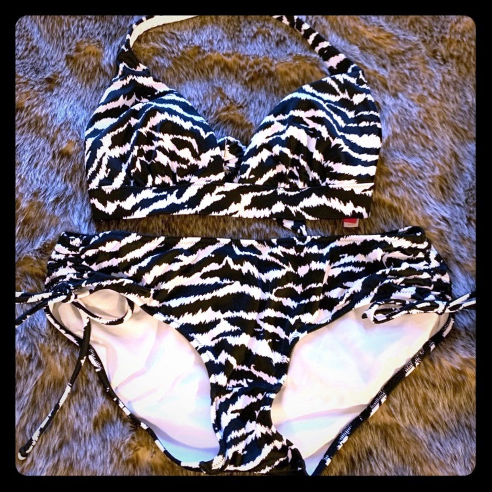 VS 2pc swimsuit